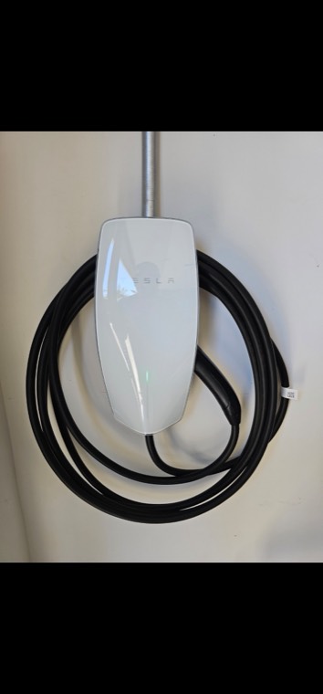 Tesla Wall Connector install