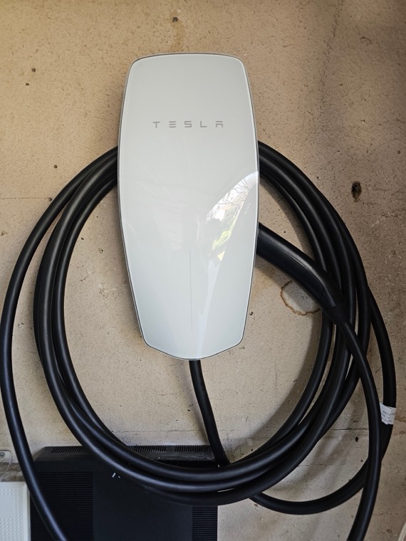 Level 2 charger, garage